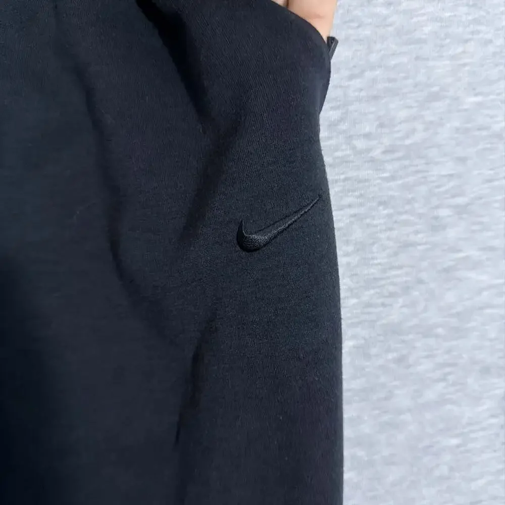 Nike Men's Size Small Black Terry Primary Dri-Fit UV Versatile Jogger Pants